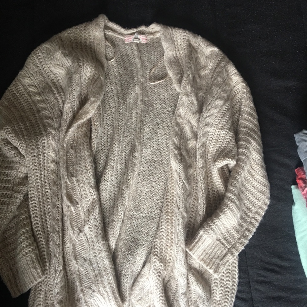 Cardigan knit